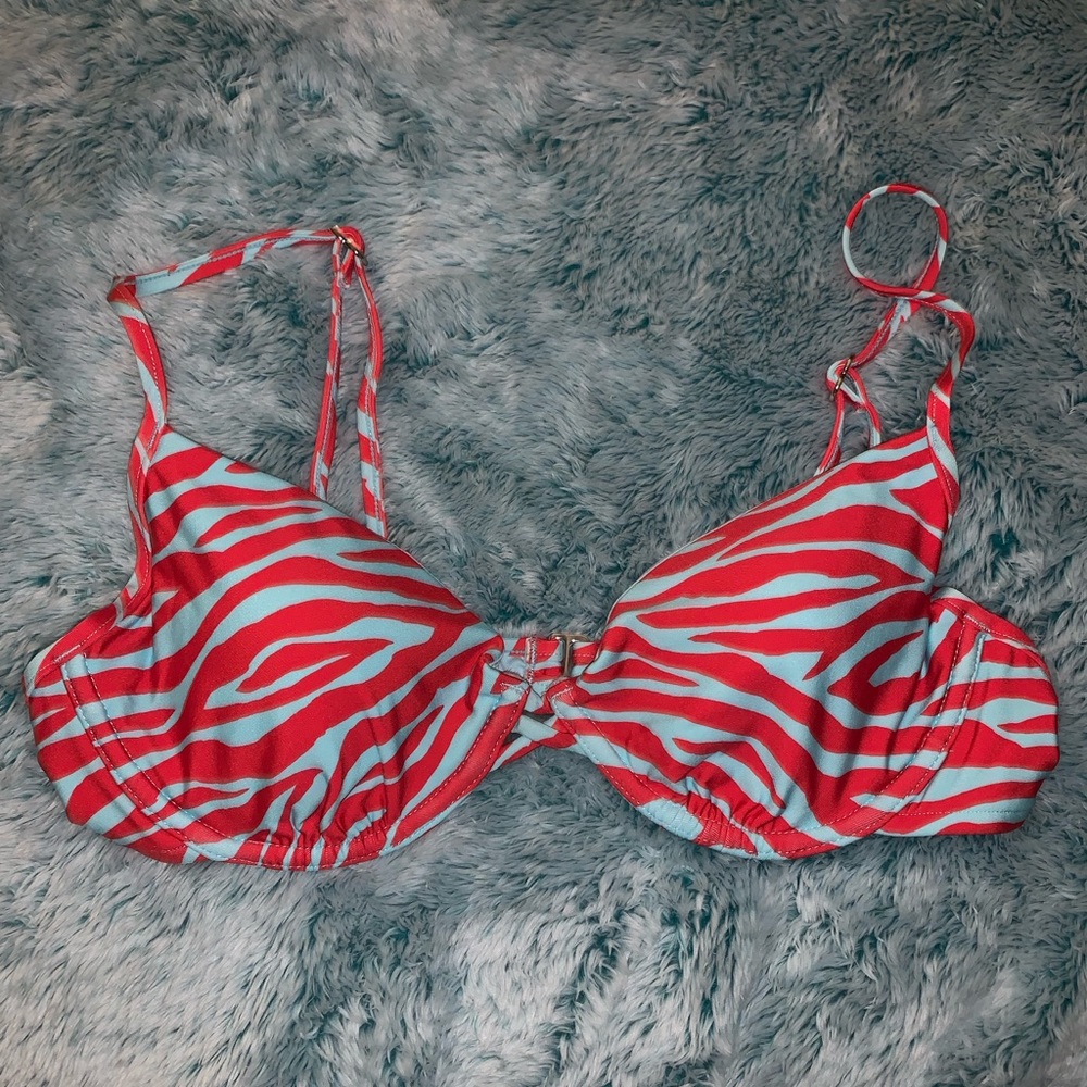 Victoria Secret Zebra bikini top *Brand new*
